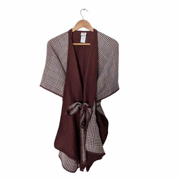 CAbi Knit Wrap Poncho Plaid Reversible Sweater Cardigan XS/S - Picture 1 of 8